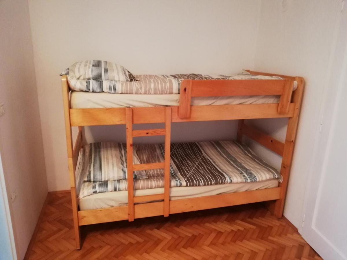 波斯托伊纳Sobe Sabec住宿加早餐旅馆 外观 照片